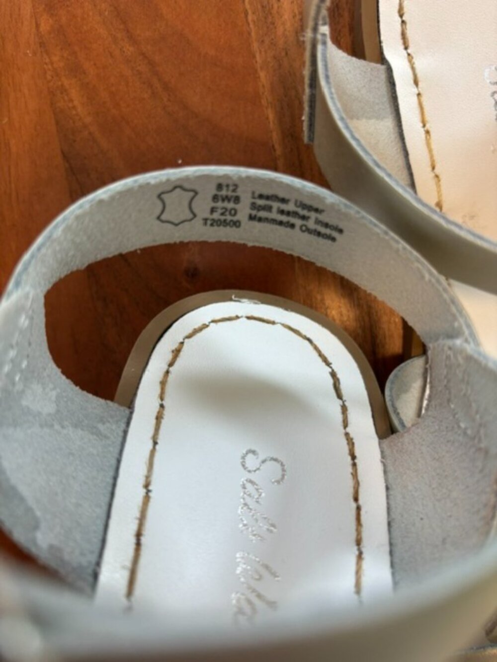 SaltWater Silver Sandals W8 - Picture 2 of 6